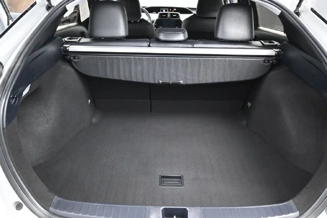 Used 2016 Silver Toyota Four Touring image 12