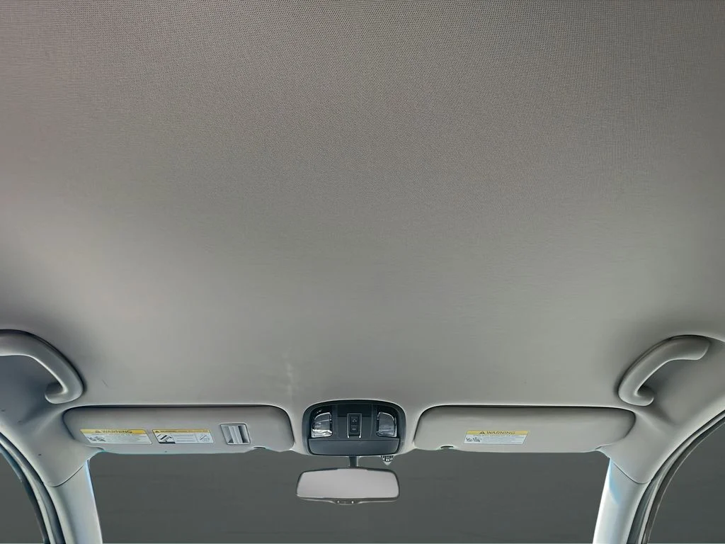 Used 2016 Silver Kia EX image 19