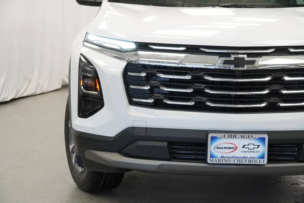 New 2026 Summit White Chevrolet LT image 31