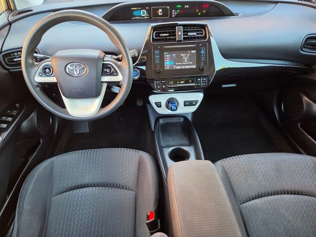 Used 2017 White Toyota Two image 21