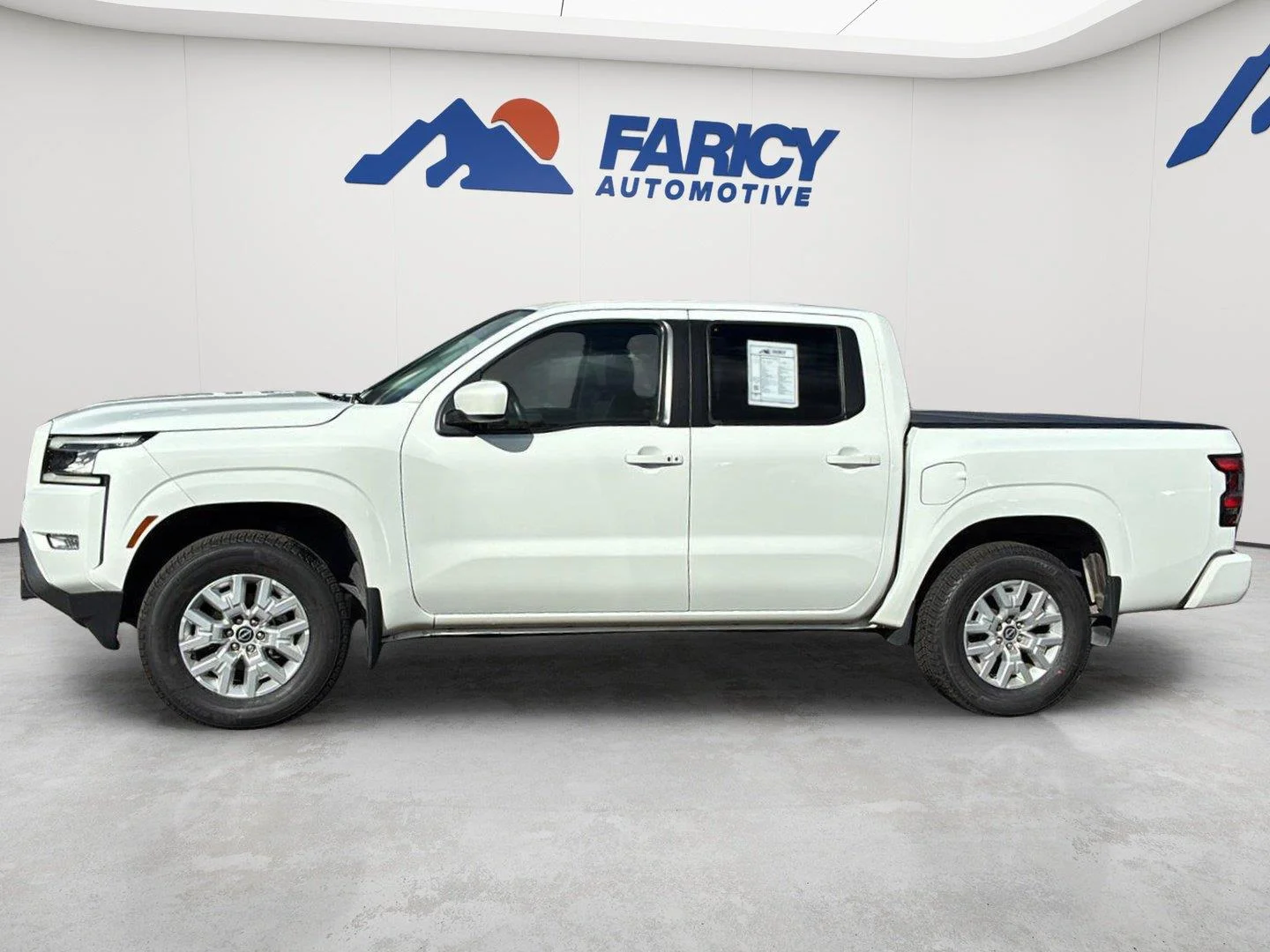 Used 2023 Glacier White Nissan SV image 1