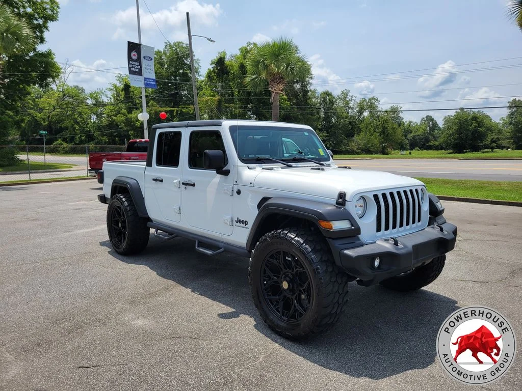 Used 2020 White Jeep Sport image 8