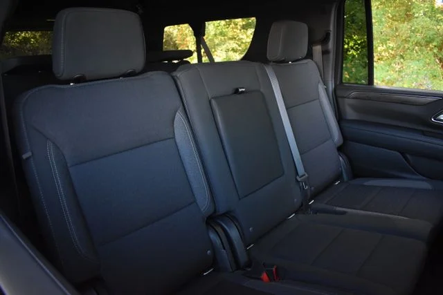 2022 Chevrolet Suburban LS - Photo 18