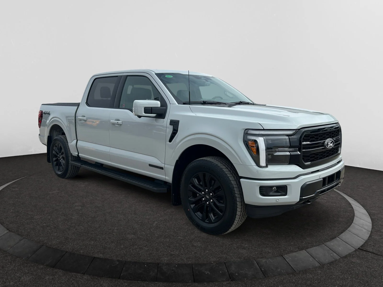 New 2026 Avalanche Ford Lariat image 7