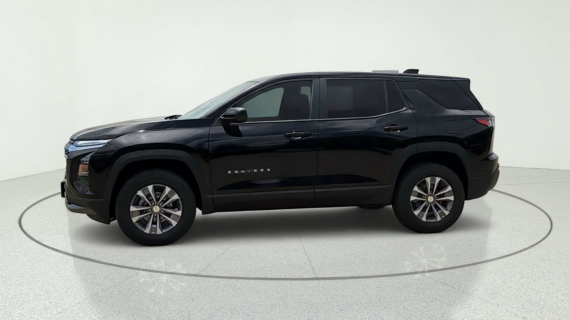 2027 Chevrolet Equinox LT - Photo 4