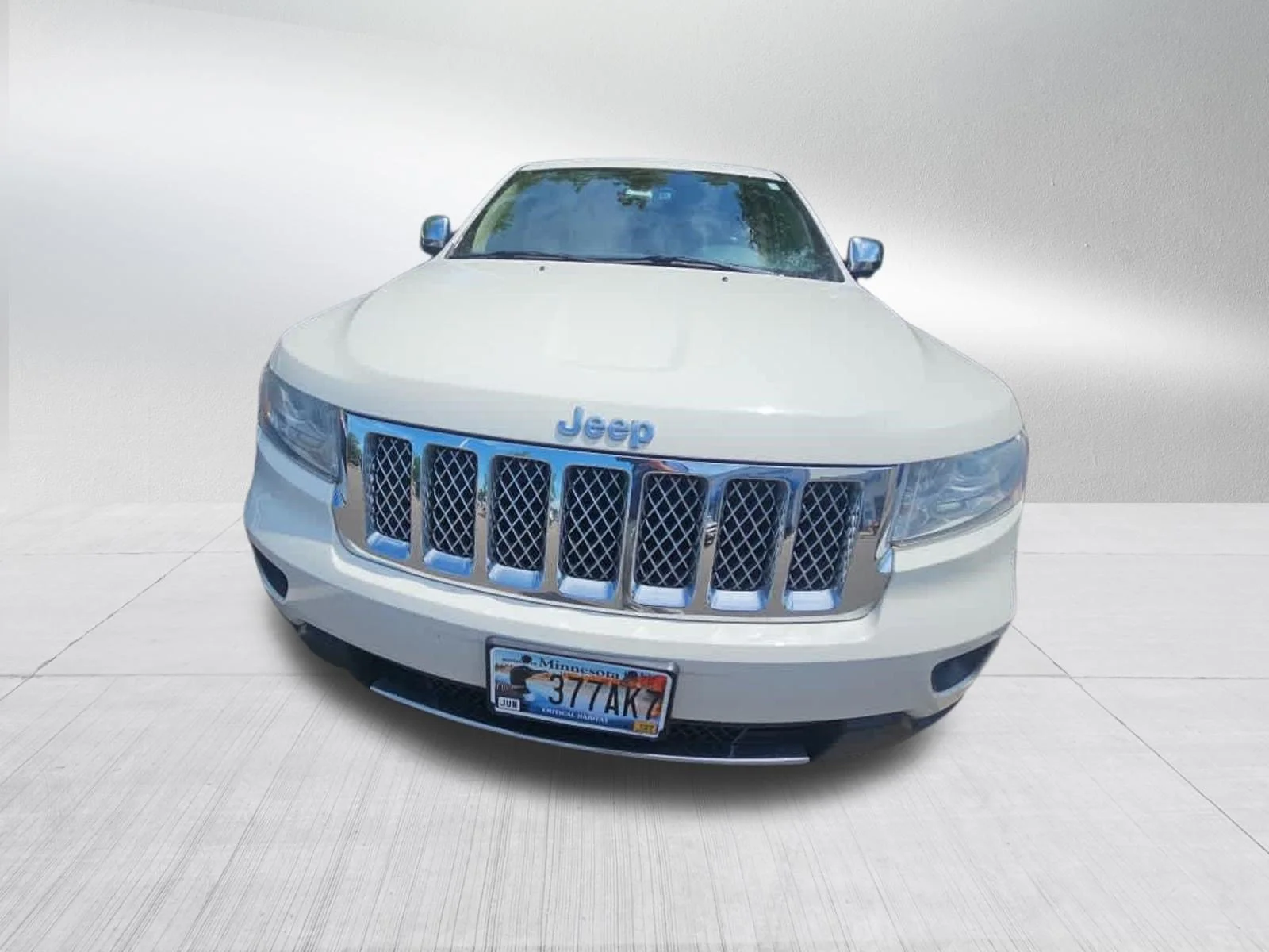 Used 2011 Jeep Grand Cherokee Limited with VIN 1J4RR5GGXBC736906 for sale in Hopkins, Minnesota