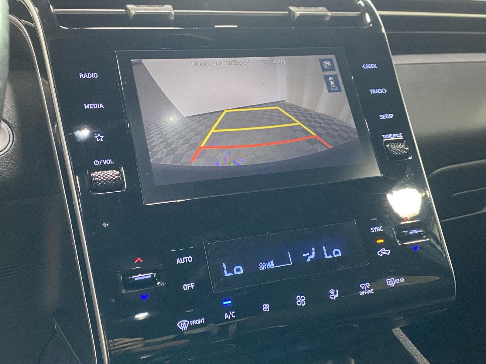 Used 2022 Ice White Hyundai SEL Premium image 24