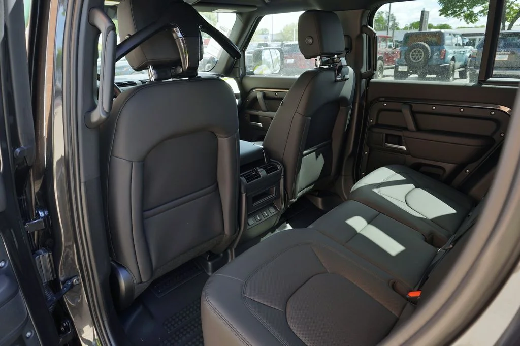 Used 2026 Gray Land Rover S image 28