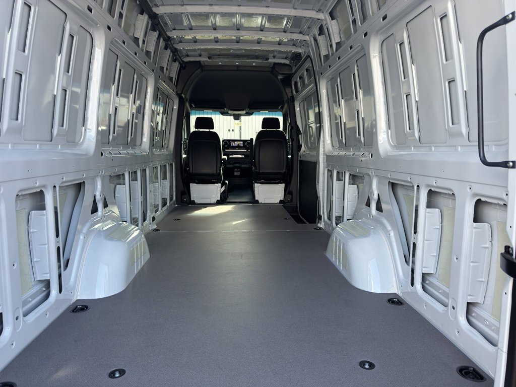 New 2026 Arctic White Mercedes-Benz Base image 20