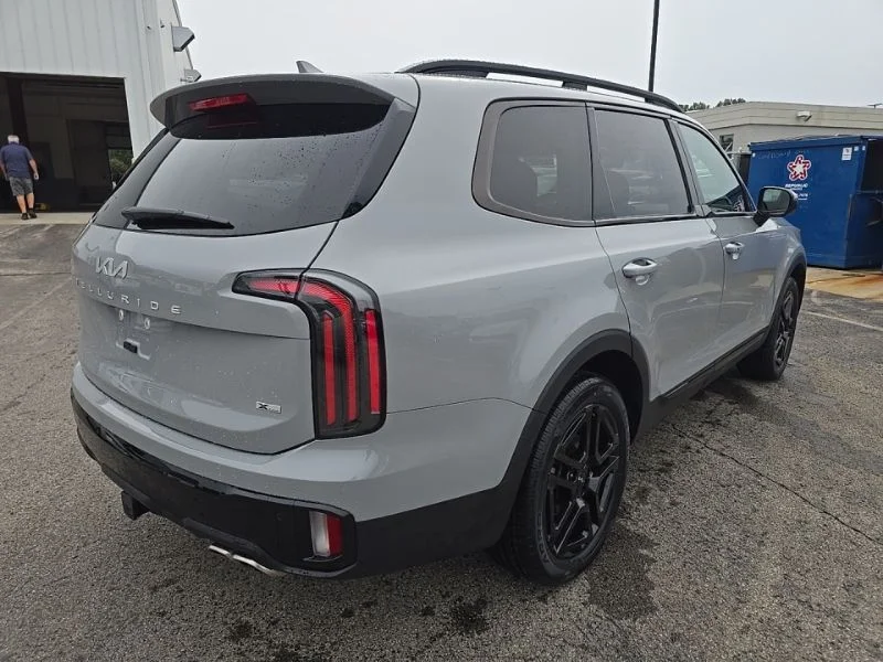 Used 2024 Gray Kia EX X-Line image 8