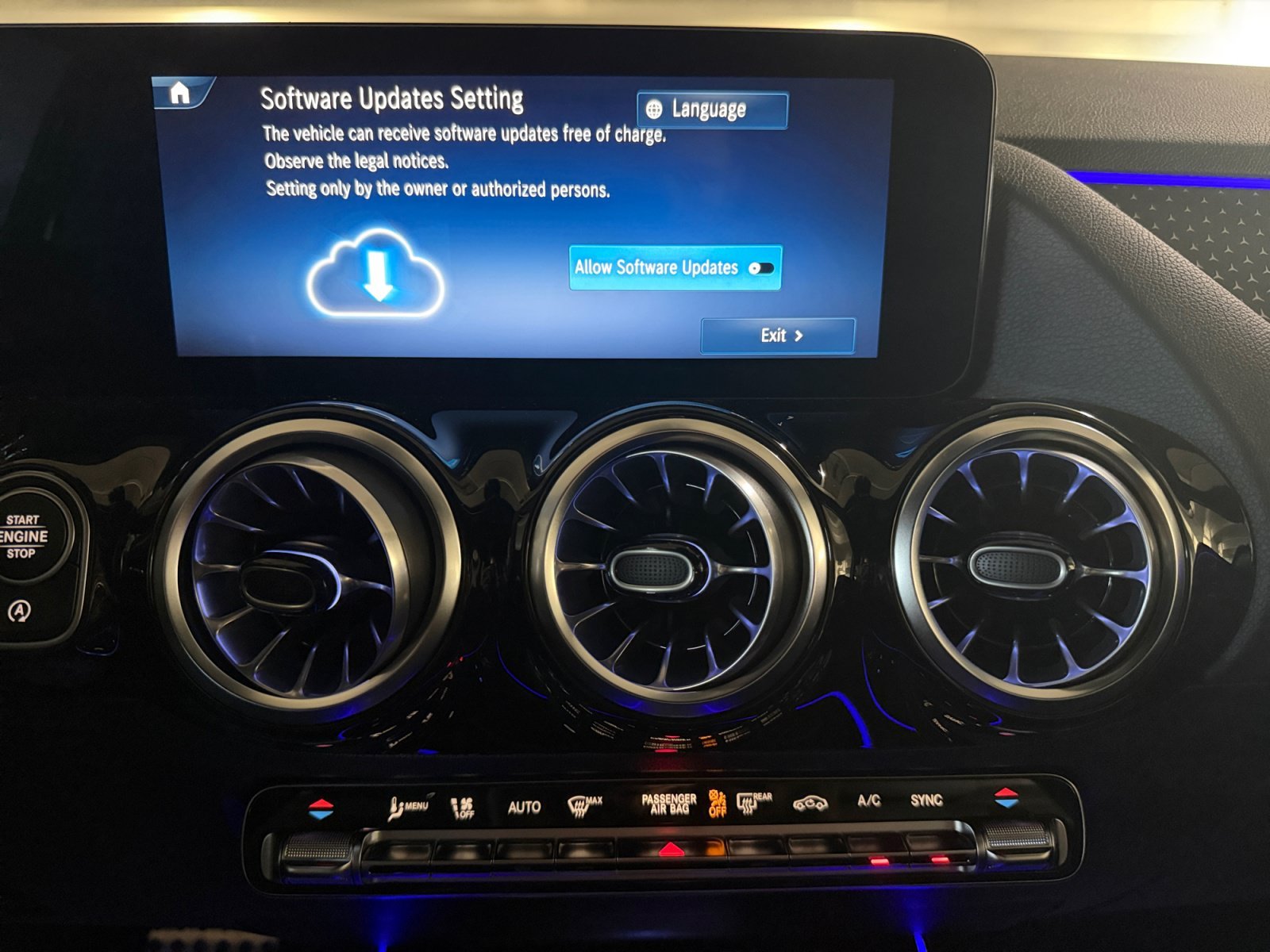 New 2026 Cosmos Black Metallic Mercedes-Benz GLA 250 image 21