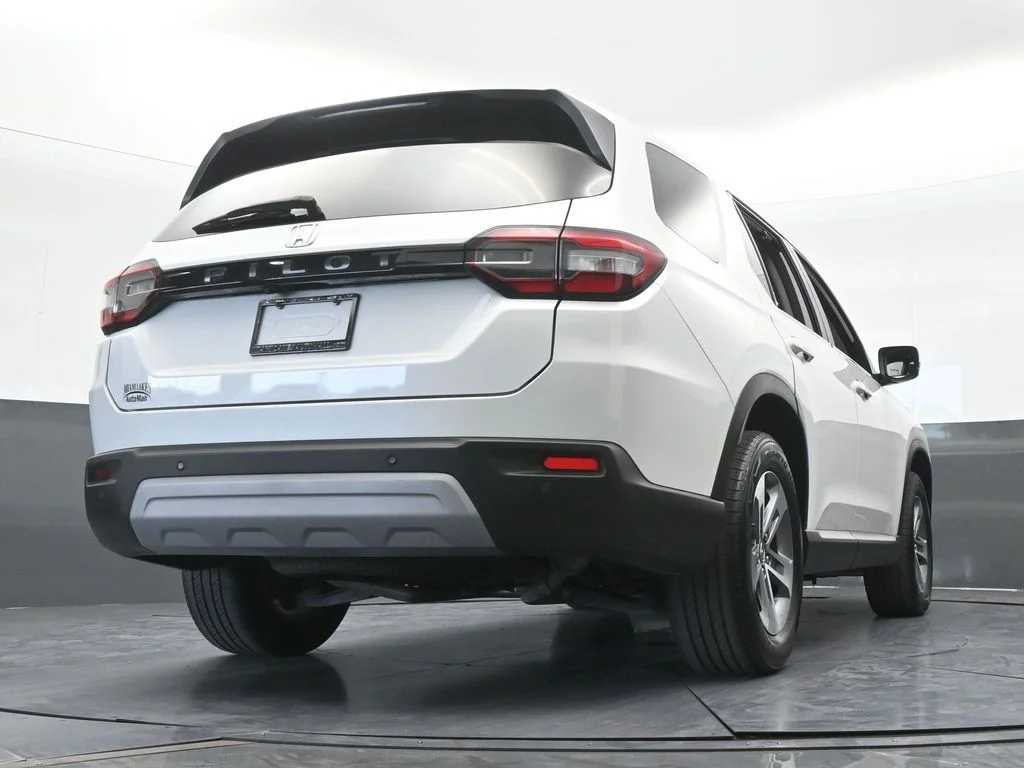 Used 2025 White Honda EX-L image 63