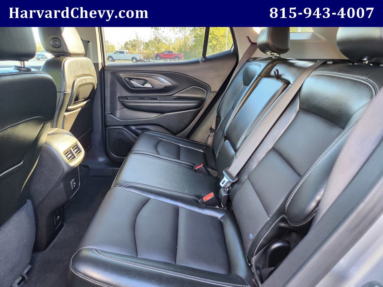 2024 GMC Terrain SLT - Photo 27