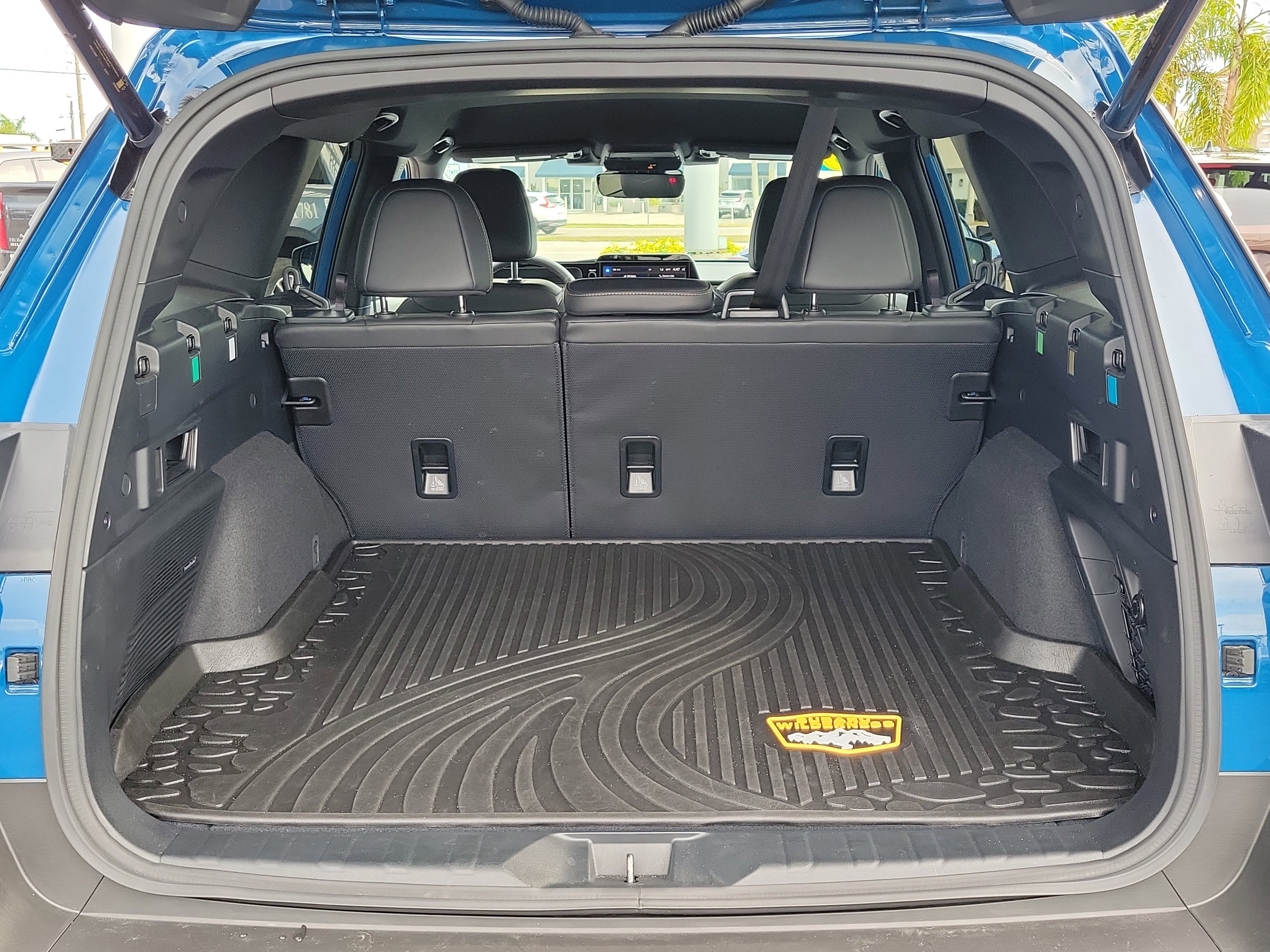 Used 2026 Geyser Blue Subaru Wilderness image 11