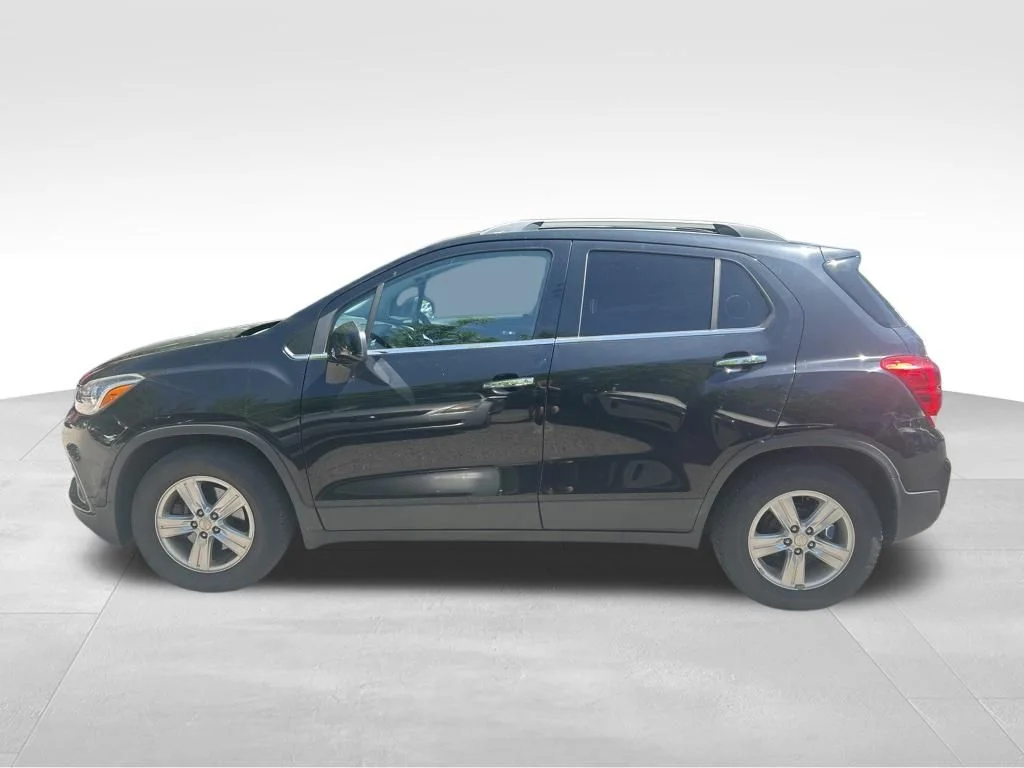 Used 2017 Chevrolet Trax LT with VIN 3GNCJLSB6HL186630 for sale in Washington, PA