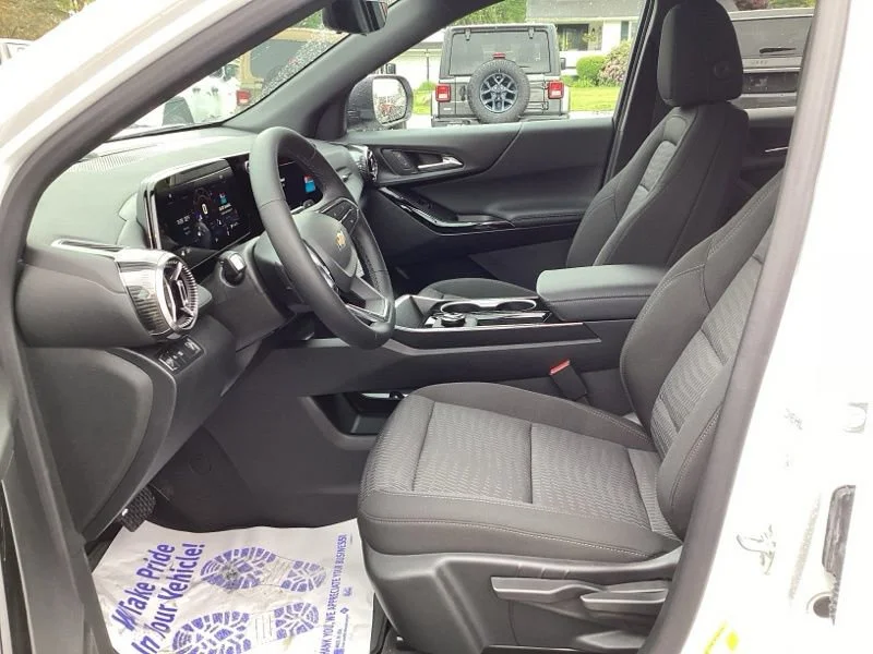 2026 Chevrolet Equinox LT - Photo 23