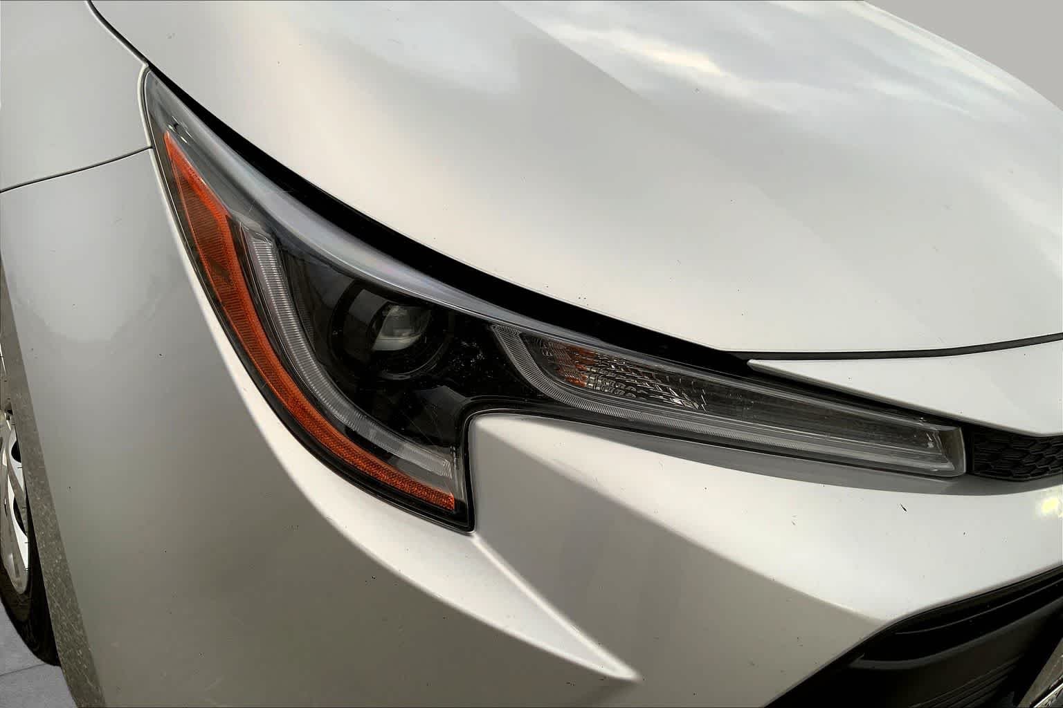 Used 2023 Classic Silver Metallic Toyota LE image 26