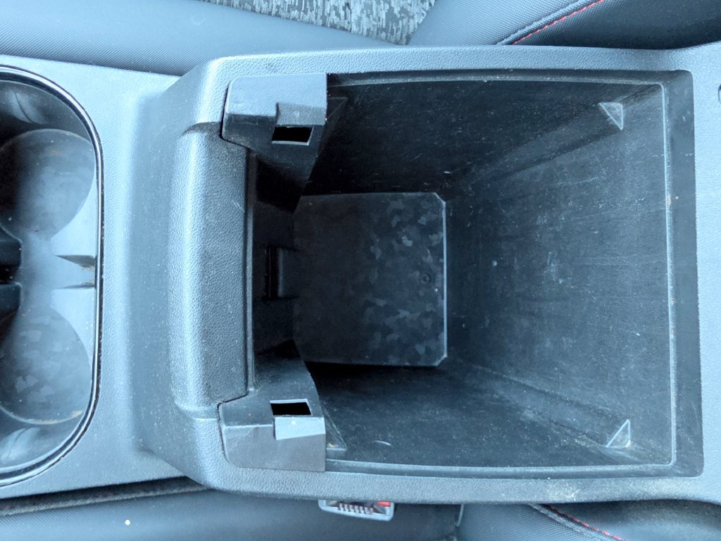 Used 2023 Gray Chevrolet Z71 image 33