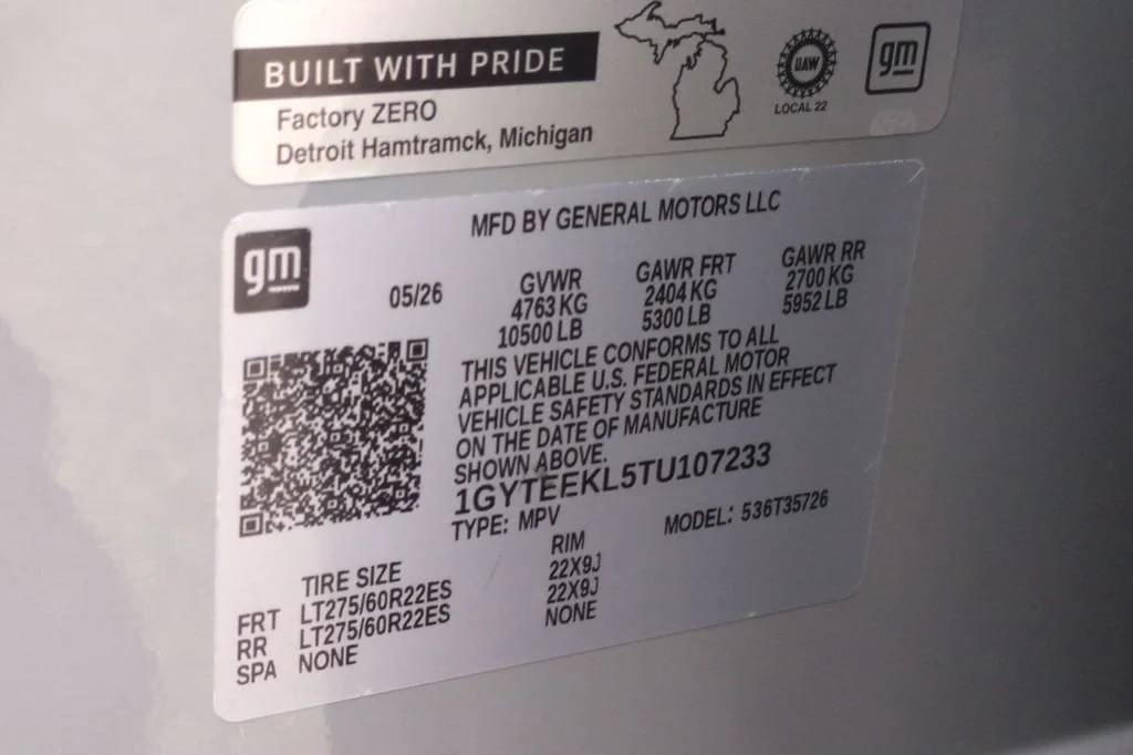 New 2026 Luna Metallic Cadillac Sport image 15