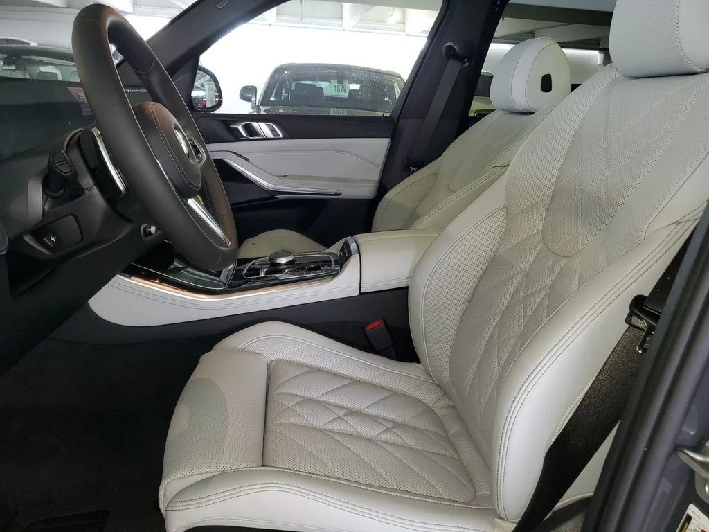 New 2026 Gray BMW sDrive40i image 16