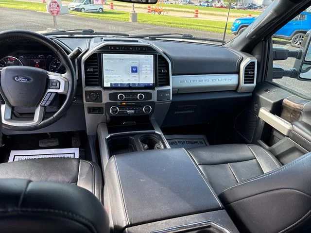 Used 2022 White Metallic Ford Lariat image 14