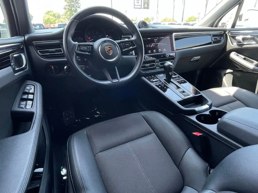 Used 2023 White Porsche Base image 24