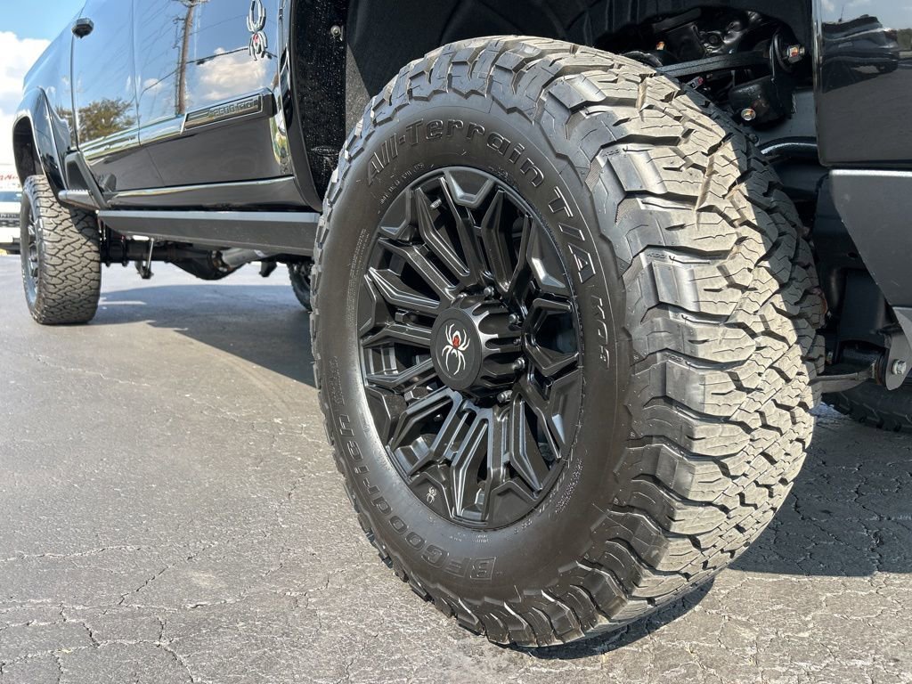 2025 Chevrolet Silverado 2500 HD High Country - Photo 12