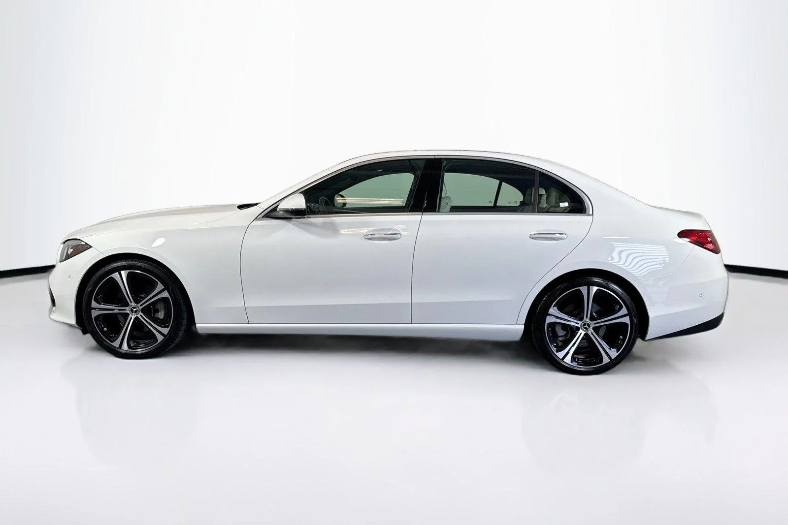 Used 2024 Polar White Mercedes-Benz C 300 image 8