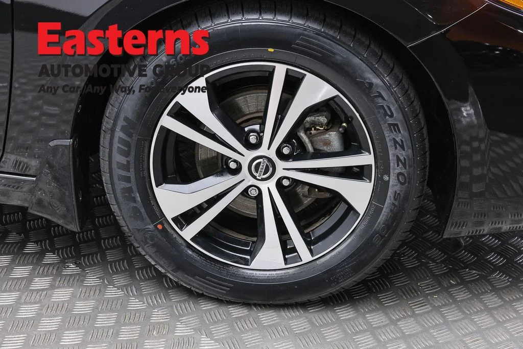 Used 2023 Black Nissan SV image 31