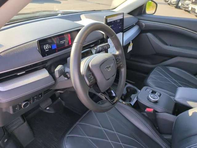Used 2021 Gray Ford Select image 15