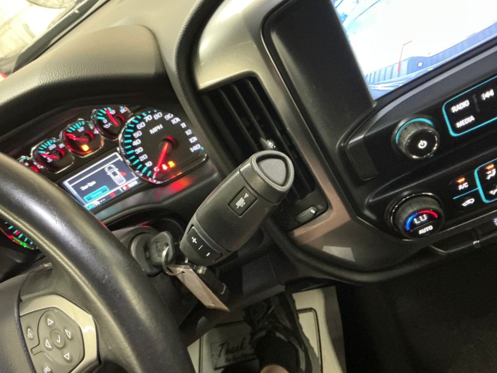 Used 2016 Gray Chevrolet LT image 26