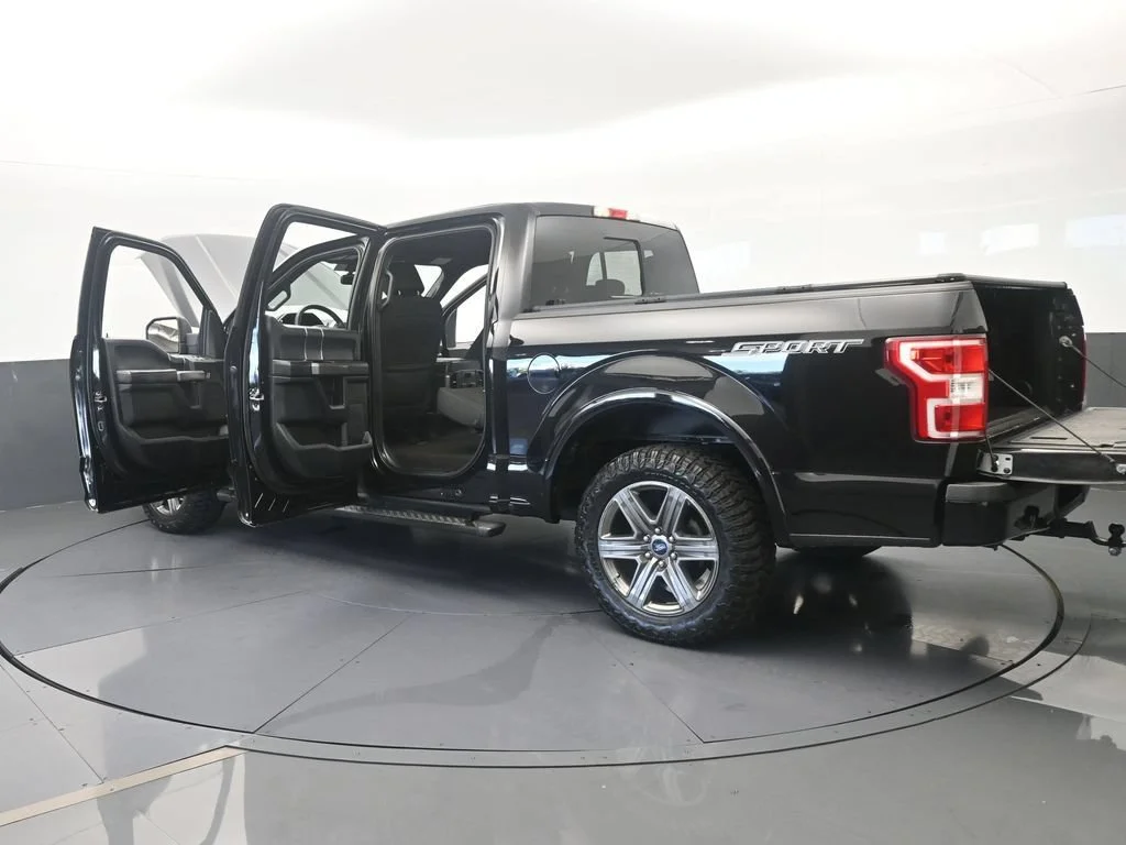 Used 2020 Black Ford XL image 71