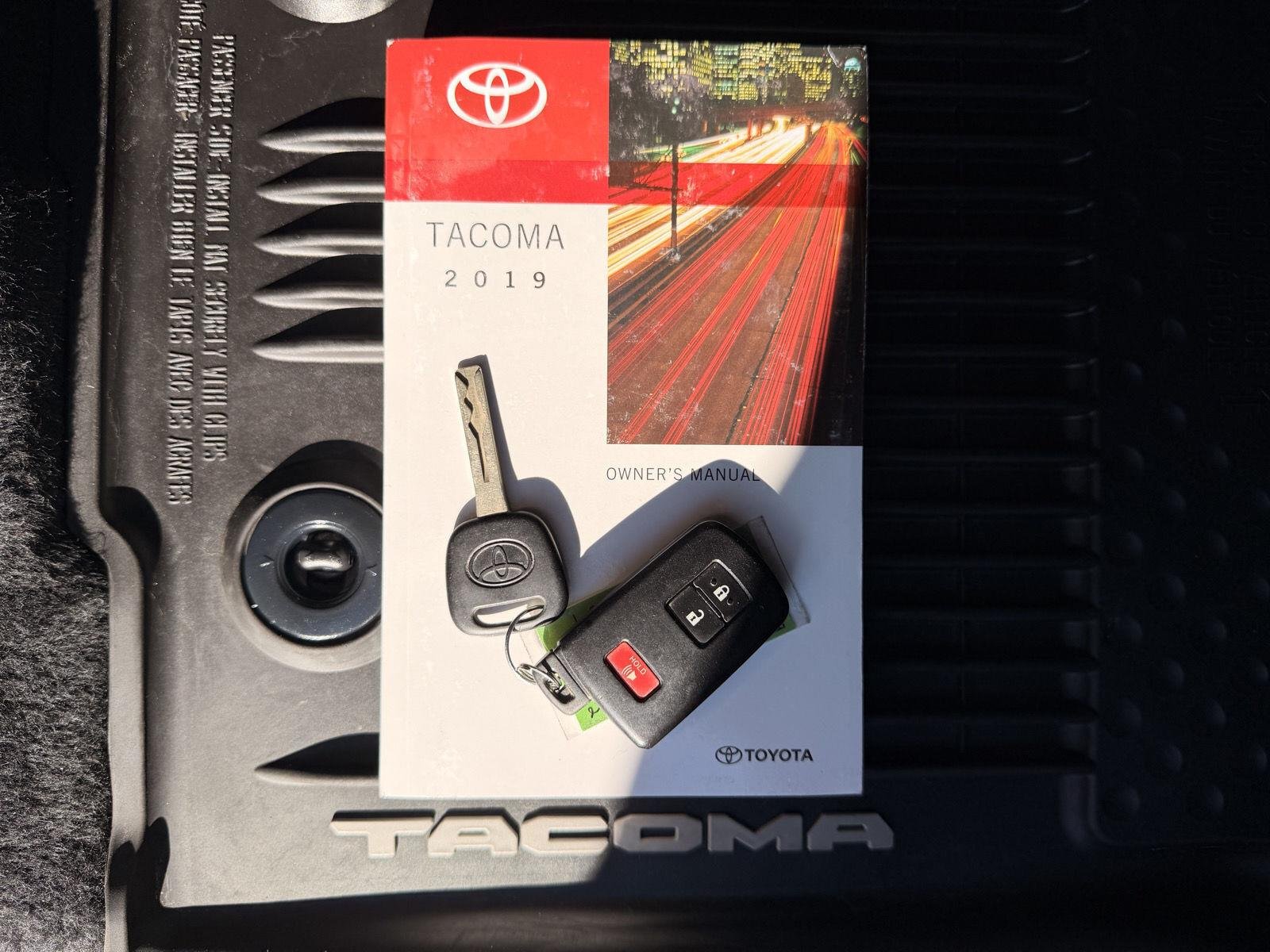 Used 2019 Super White Toyota TRD Off Road image 21