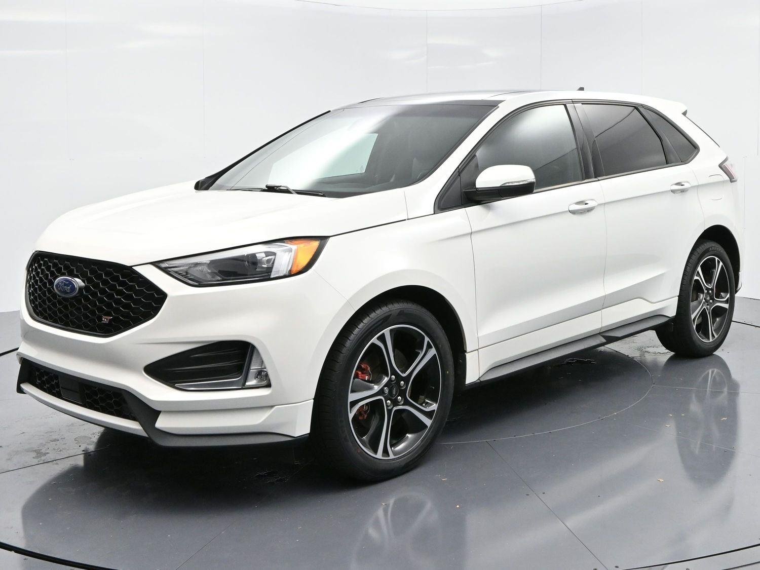 2020 Ford Edge ST photo 3