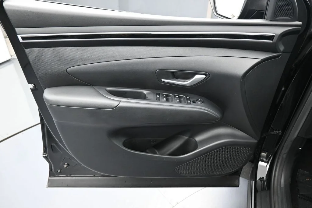 Used 2025 Cypress Gray Chevrolet RST image 12