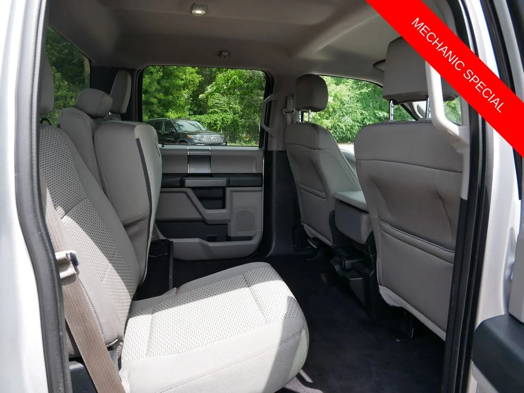 Used 2015 Silver Ford XLT image 8