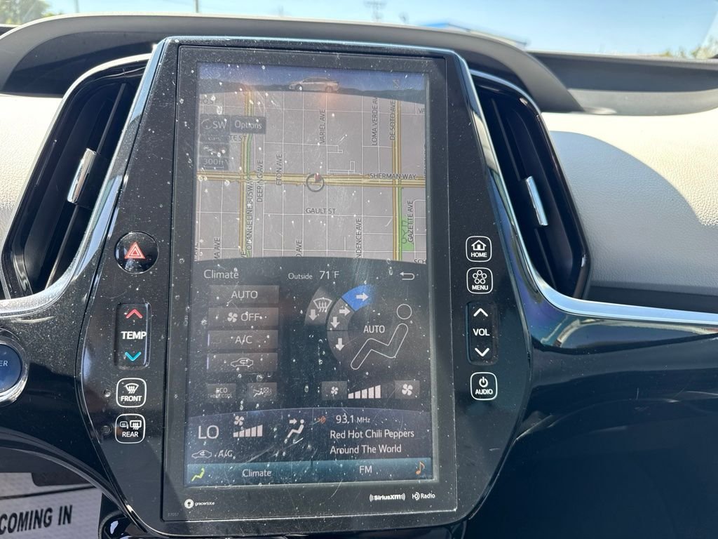 Used 2020 Silver Toyota XLE image 14