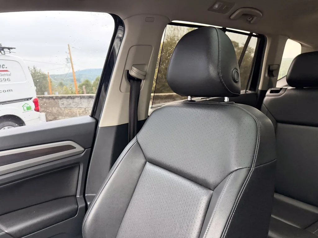 Used 2018 Black Volkswagen 3.6L V6 SEL image 23