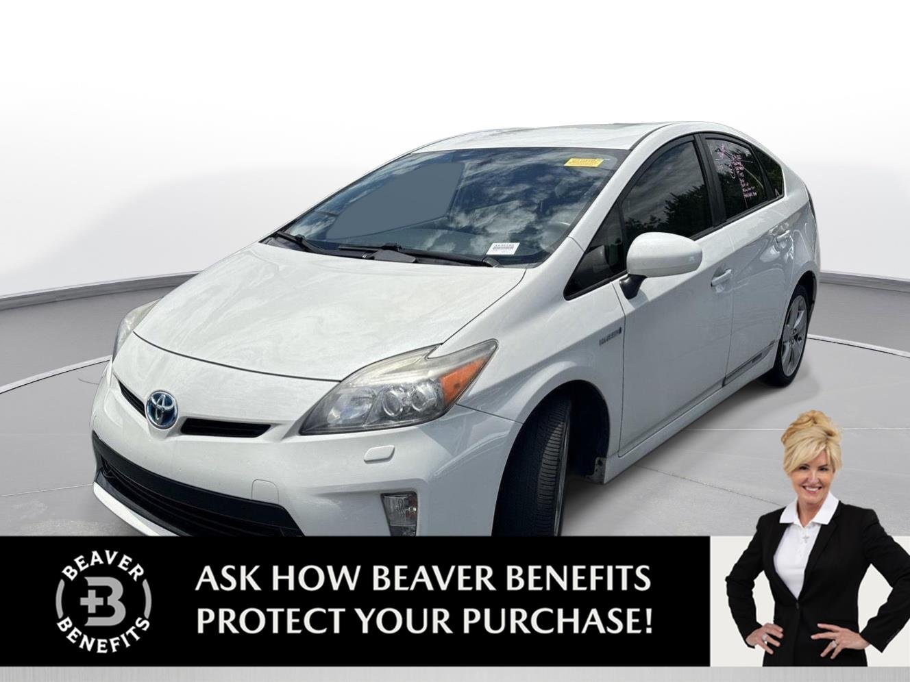 Used 2013 Blizzard Pearl Toyota Five image 1