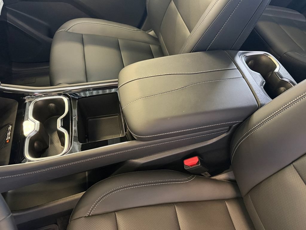 2026 Chevrolet Traverse LT - Photo 12