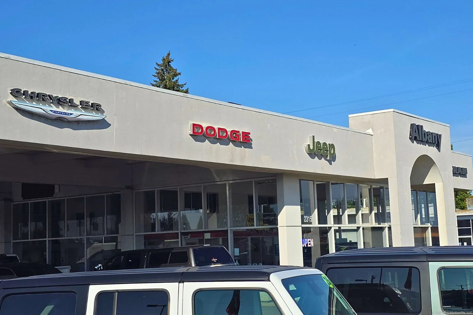 2026 RAM 1500 Express - Photo 24
