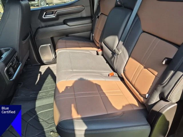 Used 2024 Gray Chevrolet High Country image 26
