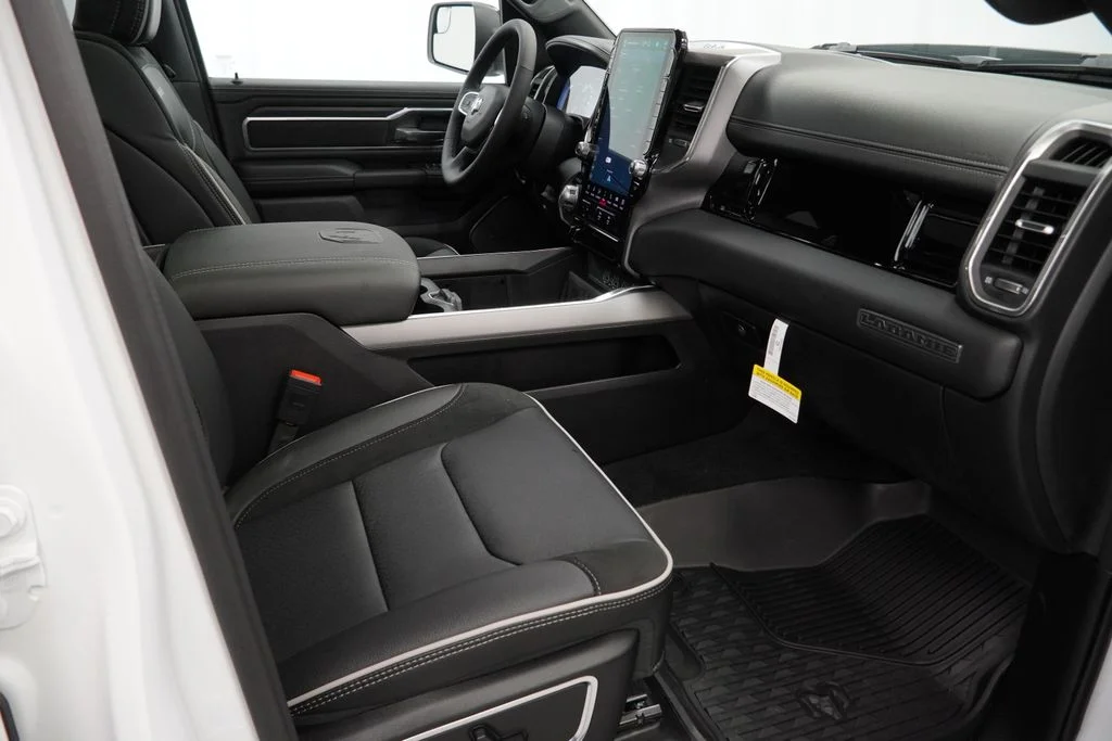 2026 RAM 1500 Laramie - Photo 35