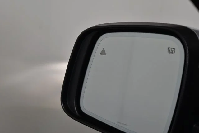 Used 2020 Gray Jeep Limited image 19