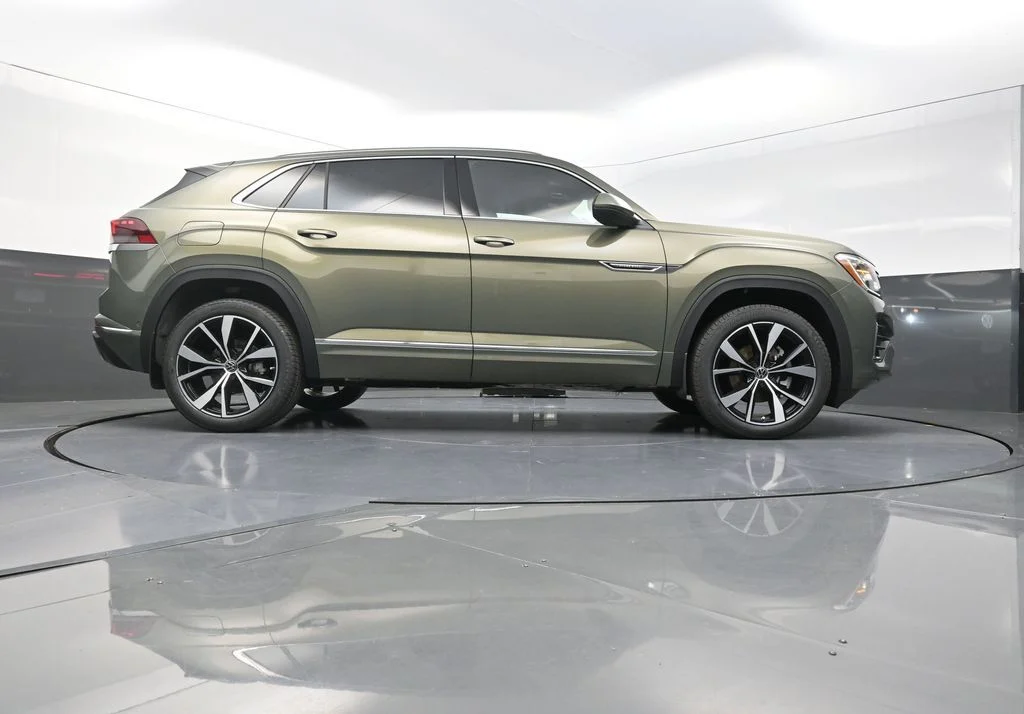 New 2026  Volkswagen 2.0T SEL Premium R-Line image 29