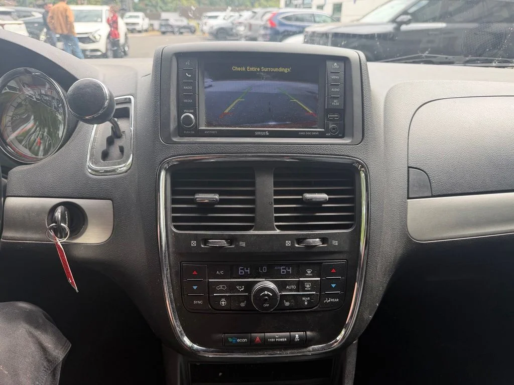 Used 2013 Redline 2 Coat Pearl Dodge R/T image 21