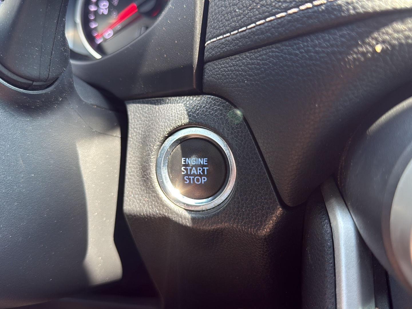 Used 2020 Ruby Flare Pearl Toyota XLE Premium image 15