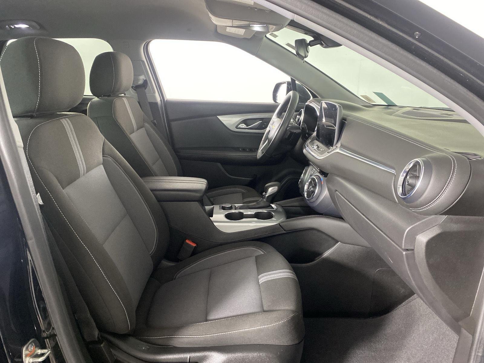 Used 2023 Black Chevrolet 2LT image 25