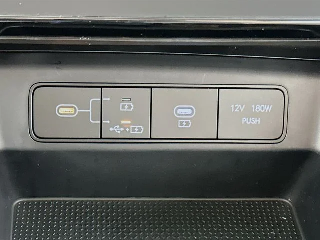 New 2026 Hyundai TUCSON SEL