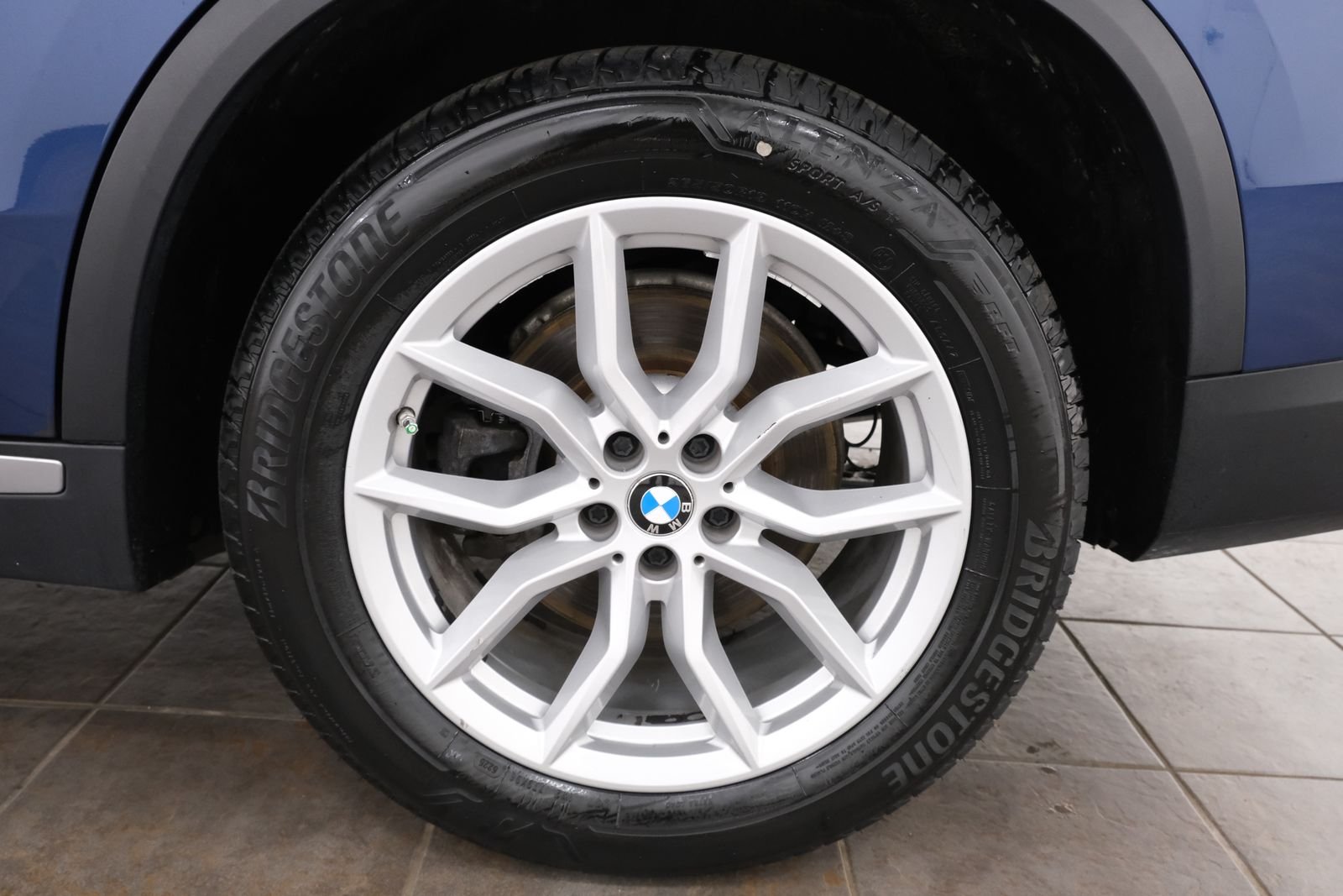 Used 2020 Phytonic Blue Metallic BMW xDrive40i image 36